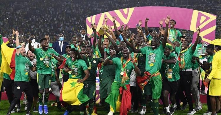 السنغال تعانق المجد الأفريقي بعد فوز مثير على المغرب في النهائي